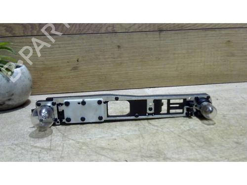 Nummerpladelys CITROËN C5 II (RC_) 2.2 HDi (RC4HXE) (133 hp) 25414231