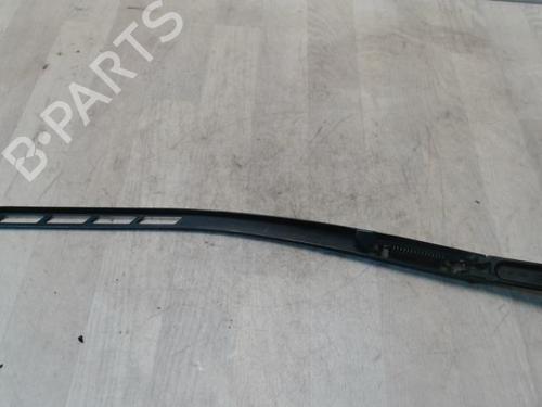 Used Front windshield wiper arm AUDI A3 Sportback (8PA) 1.9 TDI (105 hp) 31221715