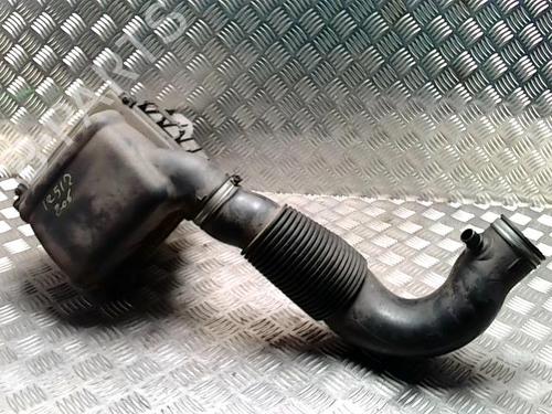 Luftfiltergehäuse für PEUGEOT 206 Hatchback (2A/C) 1.4 i (75 hp) 31239182