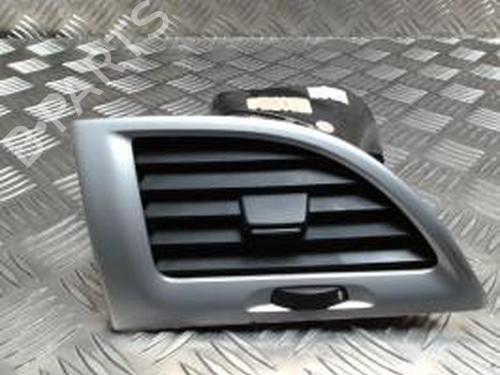Used Air vent RENAULT MEGANE III Coupe (DZ0/1_) 1.5 dCi (DZ0A) (86 hp) 25883964