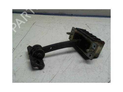 Used Hinge/Door check strap MERCEDES-BENZ C-CLASS (W203) C 270 CDI (203.016) (170 hp) 25417916