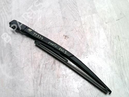Used Rear windshield wiper arm FIAT PUNTO EVO (199_) 1.3 D Multijet (199AXC1A, 199BXC1A, 199AXT1A, 199BXT1A) (75 hp) 31225520