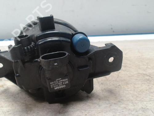 Used Left front fog light RENAULT CLIO III (BR0/1, CR0/1) 1.6 16V (BR05, BR0B, BR0Y, BR15, BR1J, BR1M, BR1Y, CR0B,... (112 hp) 28105995