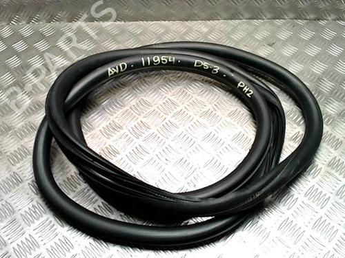 Used Rubber door seal Rubber door seal CITROËN DS3 (SA_) 1.6 HDi 90 (92 hp) 34182754 34182754