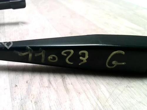 Front windshield wiper arm PEUGEOT 208 I (CA_, CC_) 1.2 THP 110 | BP28012470C143 