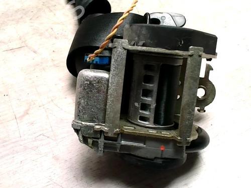 Used Front right seatbelt PEUGEOT 407 (6D_) 2.0 HDi 135 (6DRHRH, 6DRHRE, 6DRHRG, 6DRHRJ) (136 hp) 25422525