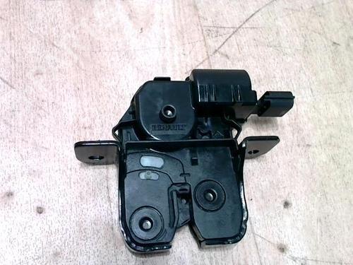 Tailgate lock RENAULT CLIO IV (BH_) 1.5 dCi 90 | BP30666694C101
