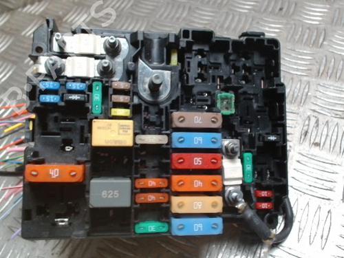 Used Fuse box Fuse box 36899922 36899922