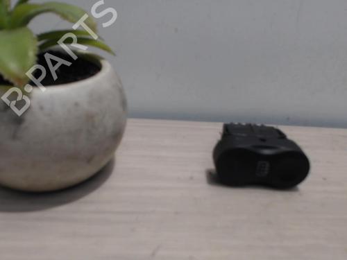 Used Switch DACIA DUSTER (HS_) 1.5 dCi (HSMC) (107 hp) 25392275