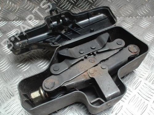 Used Jack Kit Jack Kit RENAULT KANGOO Express (FC0/1_) D 65 1.9 (FC0E, FC02, FC0J, FC0N) (64 hp) 31230538 31230538