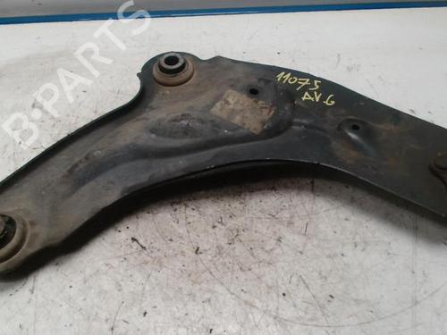 Used Left front suspension arm RENAULT TRAFIC II Bus (JL) 1.9 dCI 100 (JL0C, JL0K) (101 hp) 28038037