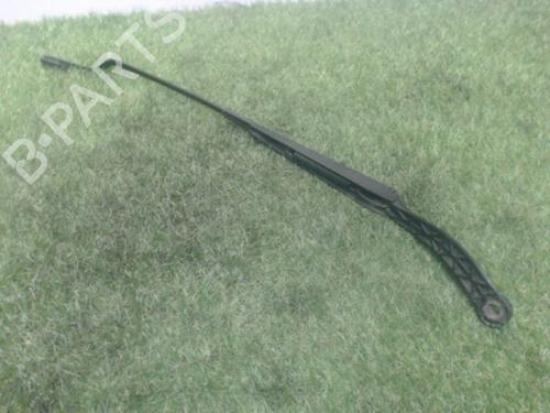 Used Front windshield wiper arm PEUGEOT 307 (3A/C) 2.0 HDi 90 (90 hp) 25389390