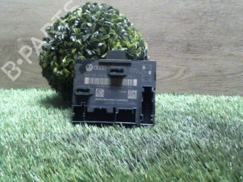 Used Electronic module AUDI A4 B8 Avant (8K5) 2.0 TDI (143 hp) 31221485