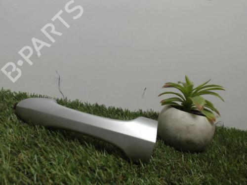 front-right-exterior-door-handle-ford-focus-i-turnier-dnw-1999-2000-2001-2002-2003-2004-2005-2006-2007-25395153 main image