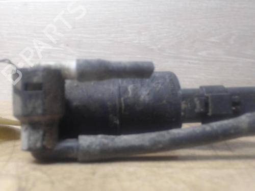 Used Washer pump RENAULT LAGUNA II Grandtour (KG0/1_) 1.9 dCi (KG0G) (120 hp) 31230742