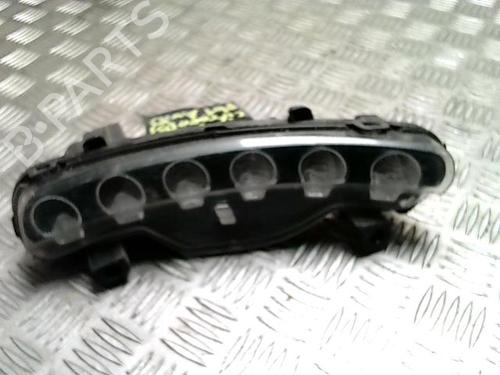 Used Right daytime light Right daytime light 39403960 39403960
