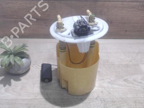 Used Fuel pump DACIA SANDERO 1.5 dCi (75 hp) 25384626