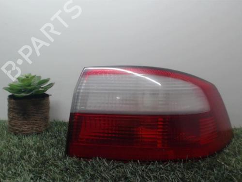 Høyre baklys RENAULT LAGUNA II (BG0/1_) 1.9 dCi (BG08, BG0G) (120 hp) 25396386