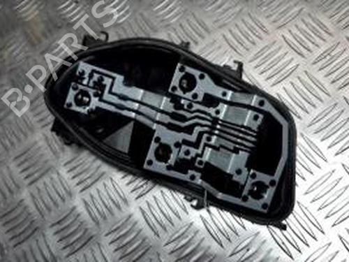 Nummerpladelys RENAULT CLIO III (BR0/1, CR0/1) 1.2 16V (78 hp) 26327040