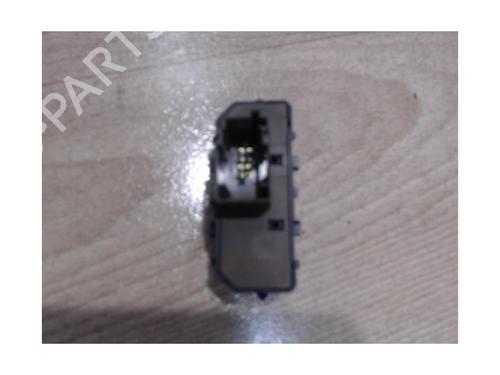 Switch CITROËN C5 III Break (RW_) 1.6 HDi 110 (RW9HZC) | BP25386482I30 