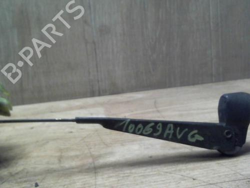 Used Front windshield wiper arm VW GOLF II (19E, 1G1) 1.6 TD (60 hp) 31233363