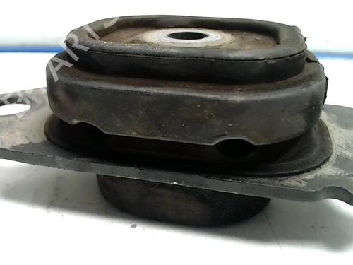 engine-mount-renault-megane-ii-bm01_-cm01_-2001-2002-2003-2004-2005-2006-2007-2008-2009-2010-2011-2012-25419333 main image