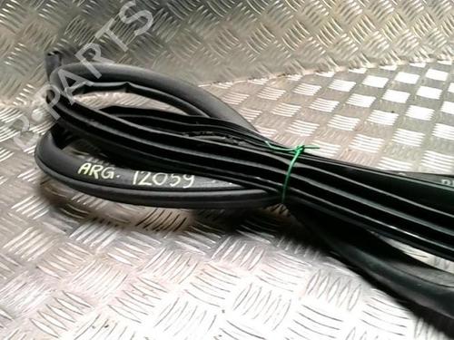 Rubber door seal TOYOTA COROLLA Verso (ZER_, ZZE12_, R1_) 2.2 D-4D (AUR10_, AUR10R) | BP25790724C142 