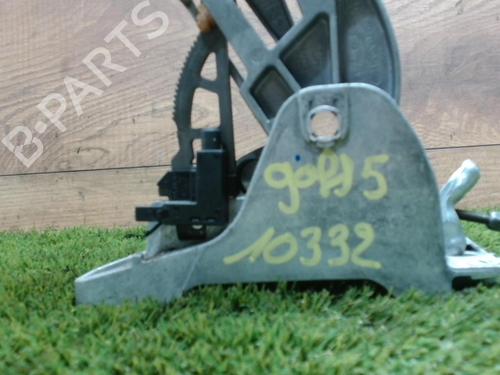 Handrem VW GOLF V (1K1) 1.9 TDI (105 hp) 31233542