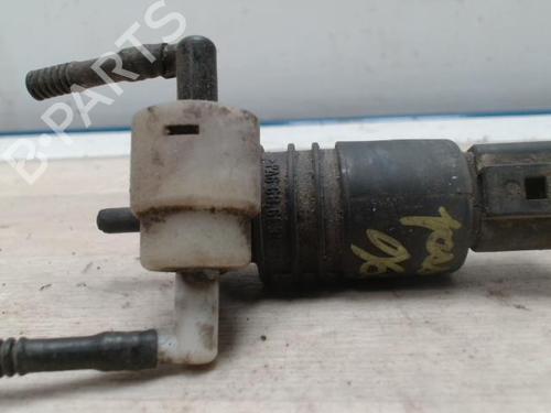 Used Washer pump VW PASSAT B5.5 Variant (3B6) 2.5 TDI (150 hp) 31220734