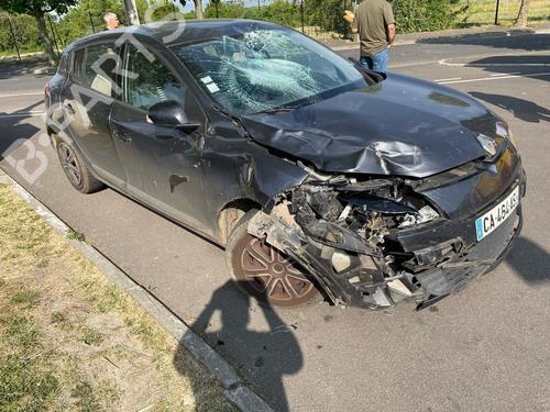 Horn RENAULT MEGANE III Hatchback (BZ0/1_, B3_) 1.5 dCi (BZ0C) | BP28447747E13