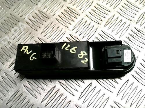 Left front window switch VW GOLF VI (5K1) 1.6 TDI | BP39140260I27 - Image 4