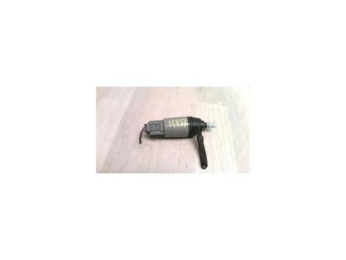 Used Washer pump BMW 1 (E81) 116 d (116 hp) 25428535