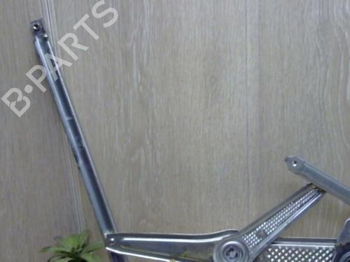 Used Front right window mechanism TOYOTA YARIS (_P1_) 1.4 D-4D (NLP10_, NLP10R) (75 hp) 31233219