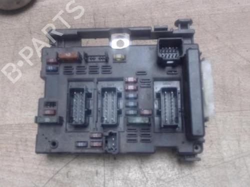 Fuse box PEUGEOT 307 (3A/C) 2.0 HDi 110 | BP29425544E1 