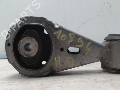 Used Engine mount RENAULT MEGANE III Hatchback (BZ0/1_, B3_) 1.5 dCi (106 hp) 28535761