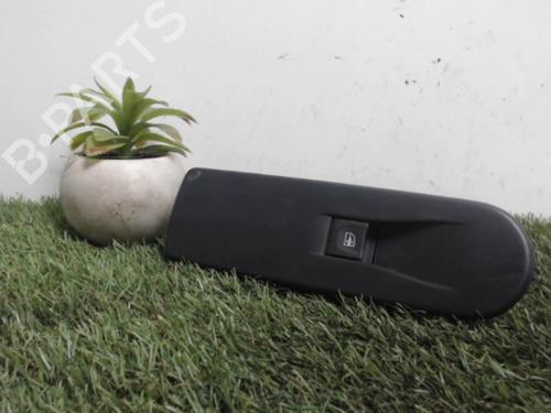 right-front-window-switch-renault-clio-iv-bh_-2012-2013-2014-2015-2016-2017-2018-2019-2020-2021-25393670 main image