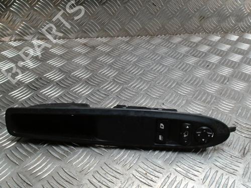 Used Left front window switch Left front window switch CITROËN DS3 (SA_) 1.6 HDi 90 (92 hp) 36296326 36296326