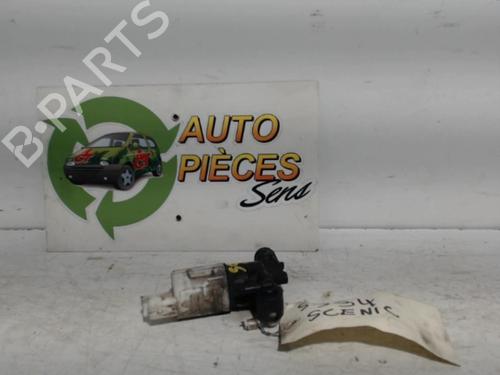Used Washer pump RENAULT GRAND SCÉNIC II (JM0/1_) 1.5 dCi (JM1E) (106 hp) 25399536