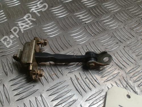 Used Hinge/Door check strap NISSAN MICRA III (K12) 1.2 16V (65 hp) 31236755