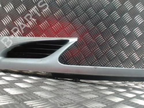 Grille RENAULT MEGANE I (BA0/1_) 1.6 e (BA0F, BA0S) | BP25429359C40 