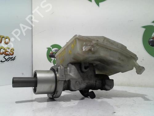 Used Brake master cylinder Brake master cylinder 25400456 25400456