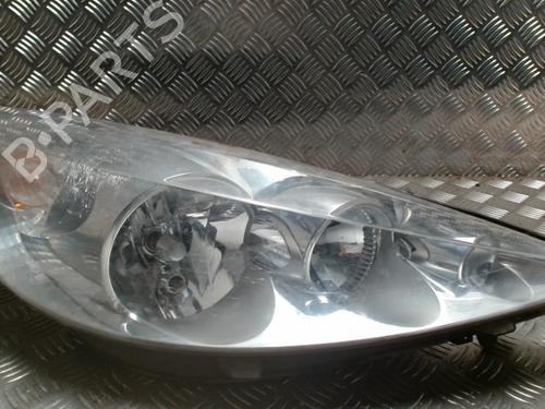 Used Right headlight Right headlight 37089863 37089863
