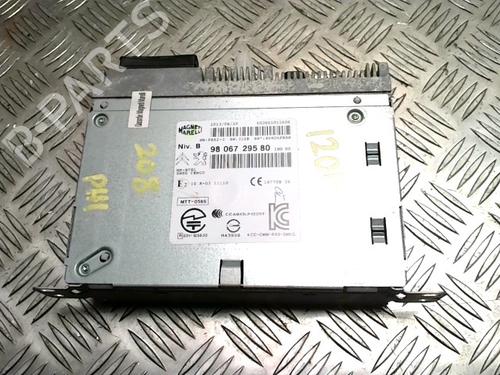 Used Radio PEUGEOT 208 I (CA_, CC_) 1.2 VTI 82 (82 hp) 31237174