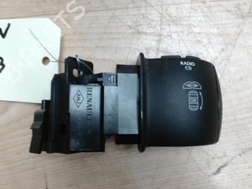 Switch RENAULT GRAND SCÉNIC III (JZ0/1_) 1.5 dCi (JZ09, JZ0D, JZ10, JZ14, JZ1G, JZ29, JZ2C) | BP29343039I30 