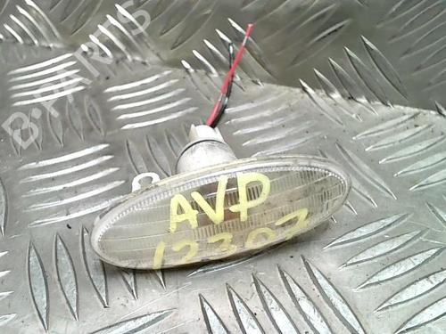 Used Right side indicator Right side indicator 37685782 37685782