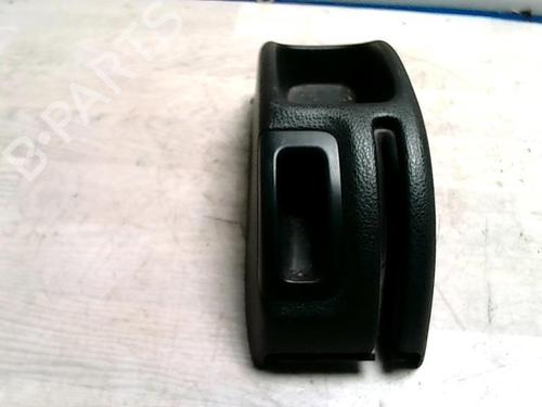 Console central PEUGEOT 206 Hatchback (2A/C) 1.4 i (75 hp) 31239168