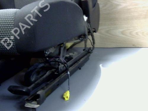 Used Right front seat VW GOLF VI (5K1) 2.0 TDI (110 hp) 31233614