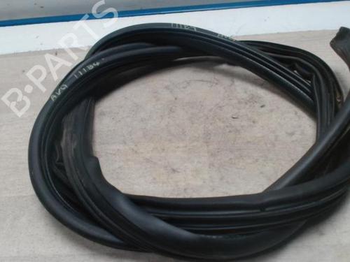 Rubber door seal LAND ROVER FREELANDER I (L314) 2.0 DI 4x4 | BP28084298C142 