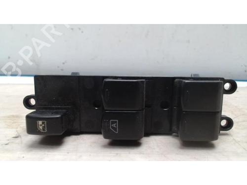Used Right front window switch NISSAN NOTE (E11, NE11) 1.5 dCi (86 hp) 25419632
