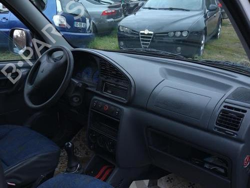 Venstre bagtil lås CITROËN BERLINGO / BERLINGO FIRST Box Body/MPV (M_) 1.9 D 70 (MBWJZ, MCWJZ) | BP29182739C100